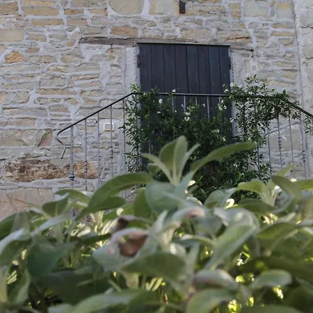 Casale Don Giovanni Bed & Breakfast